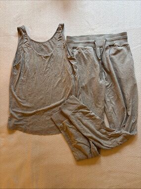 BOODY Gray Tank & Jogger Sleep Set